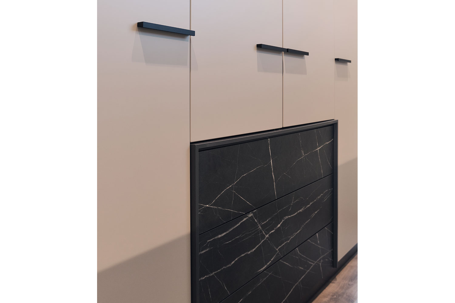 Шкафы платяные - изображение №7 "Шкаф Милагро"  на www.Angstrem-mebel.ru