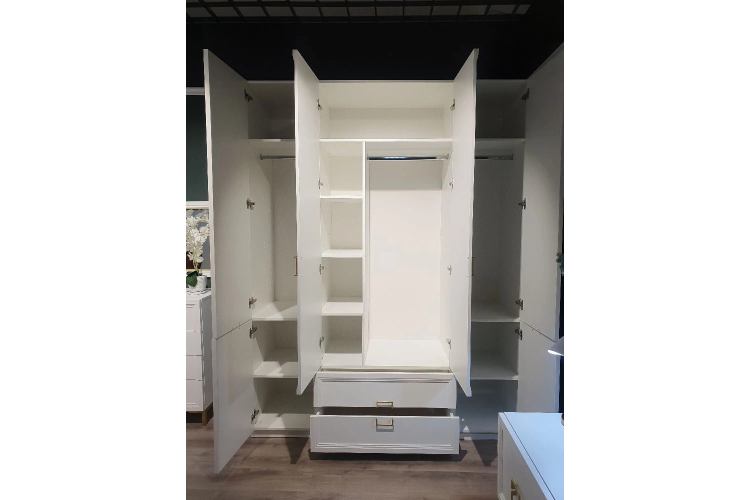 Распродажа - изображение №4 "Мебель для спальни Дольче белый премиум в текстуре (выставочный образец)"  на www.Angstrem-mebel.ru